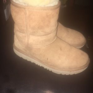 Camel ugg boots